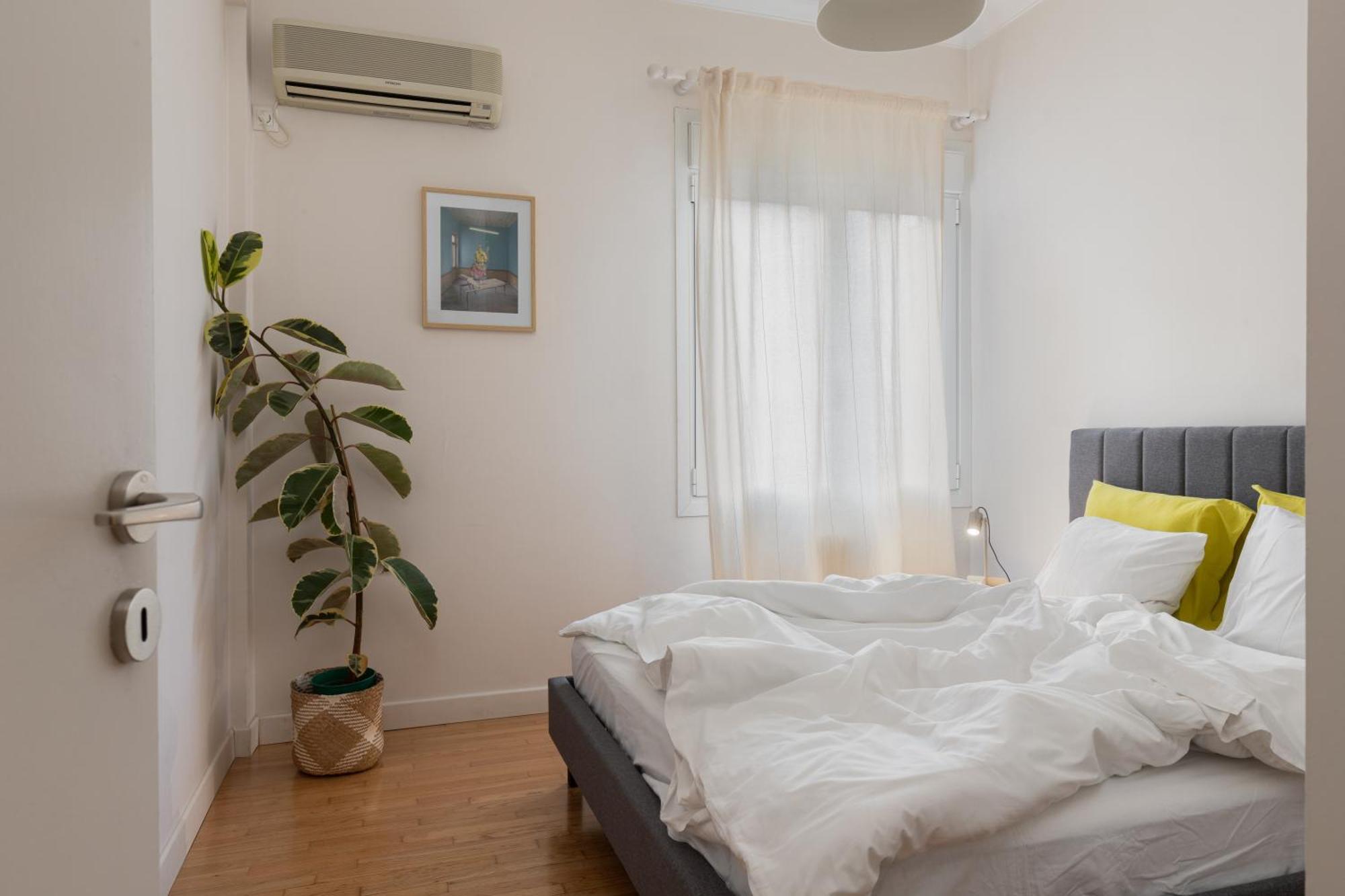 Peaceful Apartment In Neapoli, Exarcheia Athen Eksteriør bilde