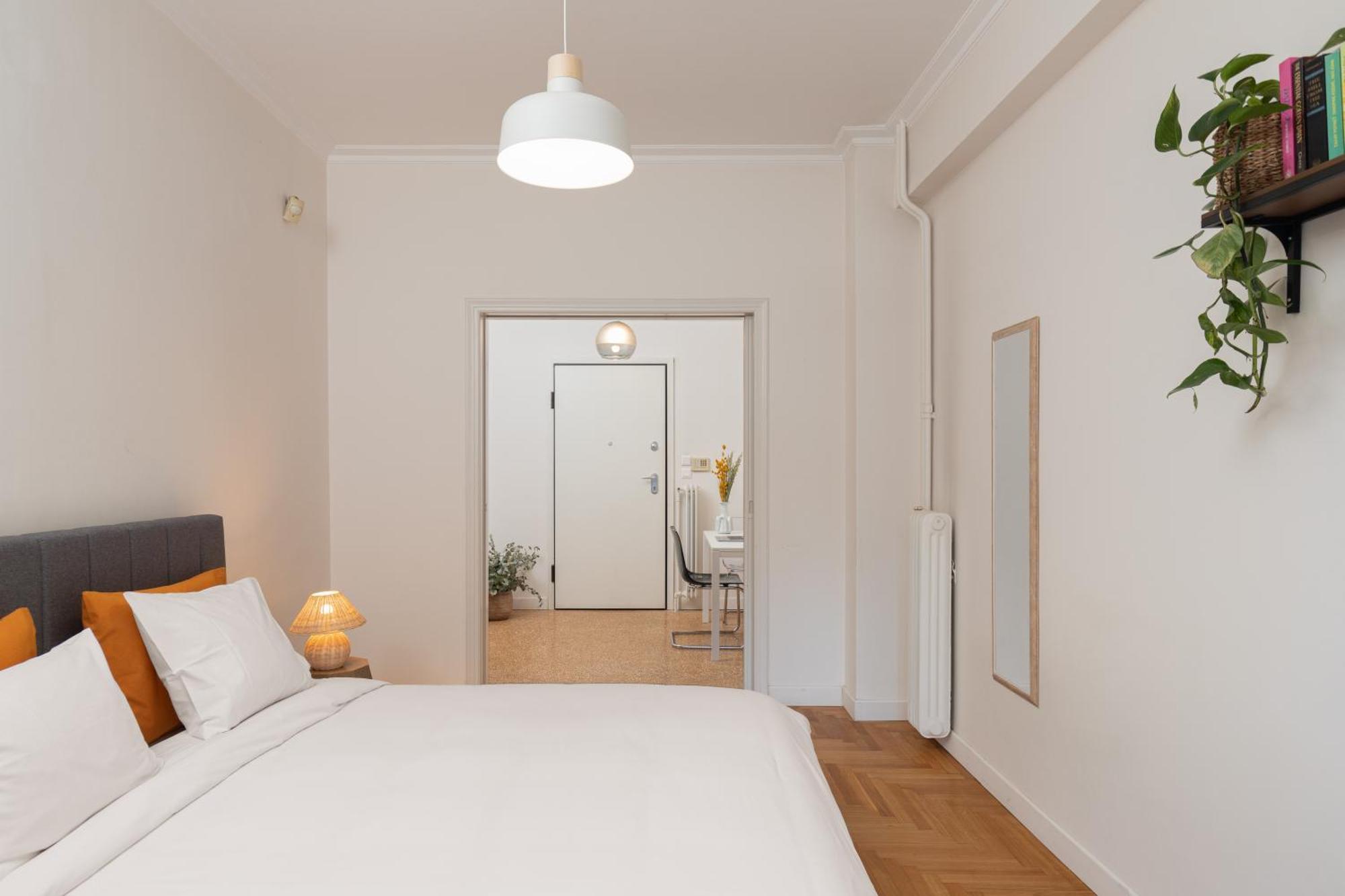 Peaceful Apartment In Neapoli, Exarcheia Athen Eksteriør bilde